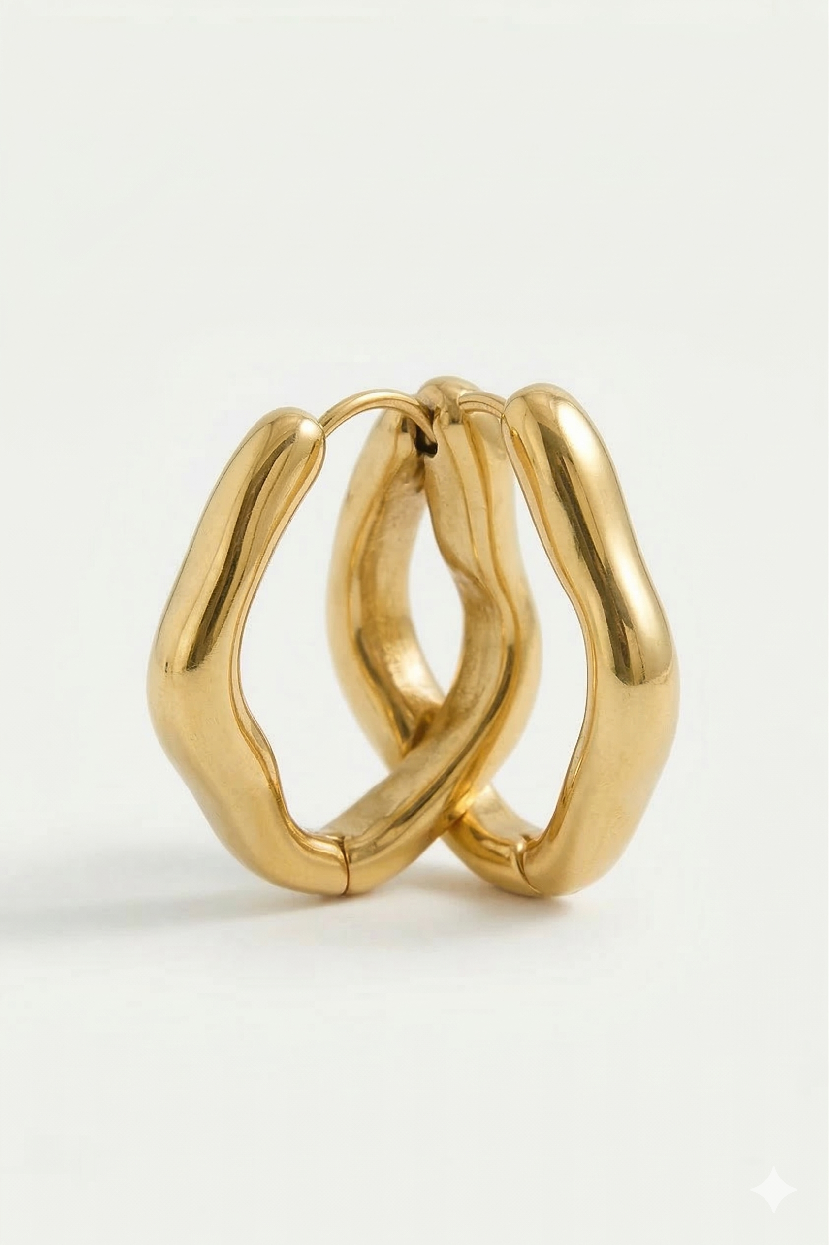 Image of Darcy Hoop Earrings